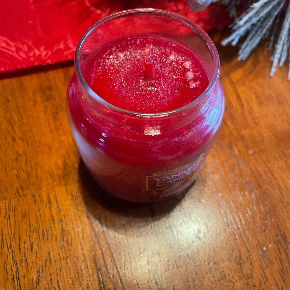 Yankee Candle Red Raspberry Jar Candle New - Picture 5 of 5